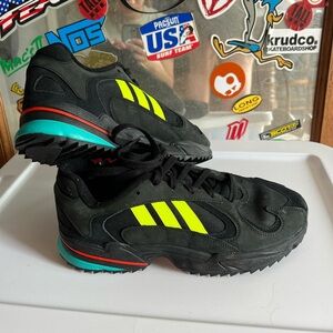 Adidas Men’s Tortion Sneaker